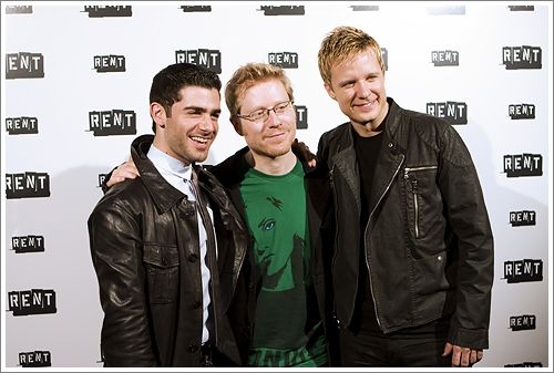 Photo Coverage: Final 'RENT' Performance After Party Arrivals — photo 33 of 35