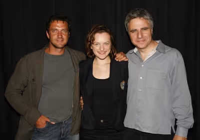 Raul Esparza, Elisabeth Moss and Neil Pepe Photo