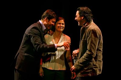 Dylan McDermott, Maura Tierney and Scott Cohen Photo