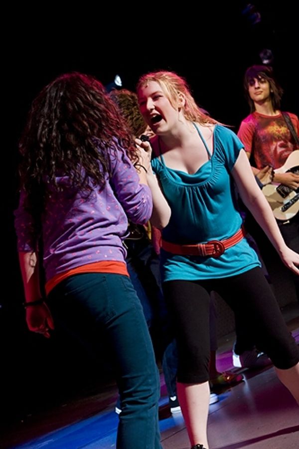 Ariana Grande and Caitlin Gann Photo