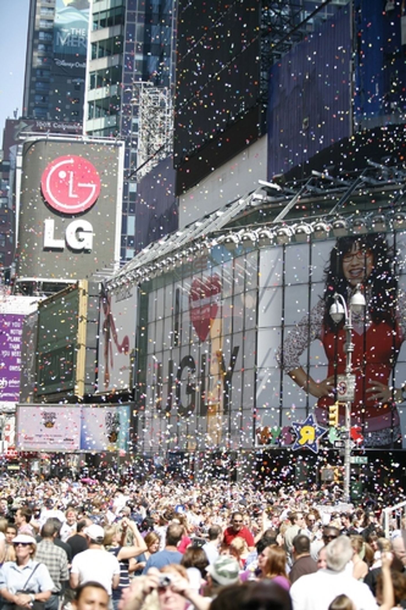 Photo Coverage: Broadway on Broadway Perfomance Part Two Photo Coverage: Broadway on Broadway Perfomance Part Two Image