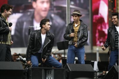 Ace Young and the cast of Grease Photo