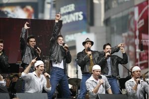 Ace Young and the cast of Grease @ BroadwayWorld Ace Young and the cast of Grease Photo