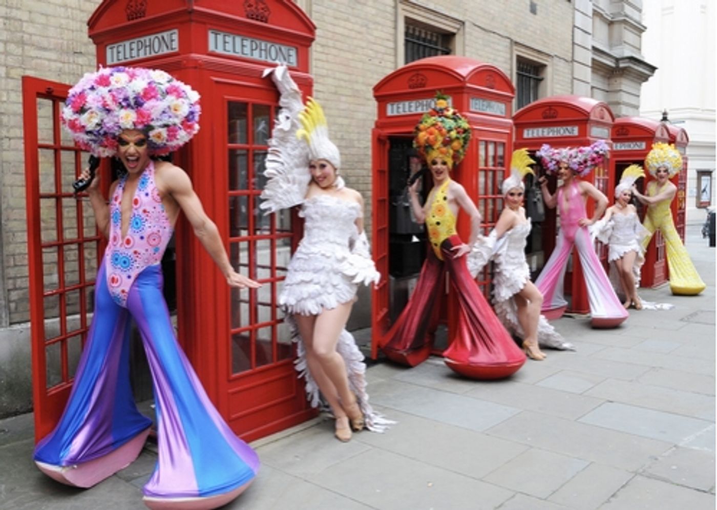 Photo Flash: Priscilla Queen Of The Desert The Musical to Open in West End March 2009  Image