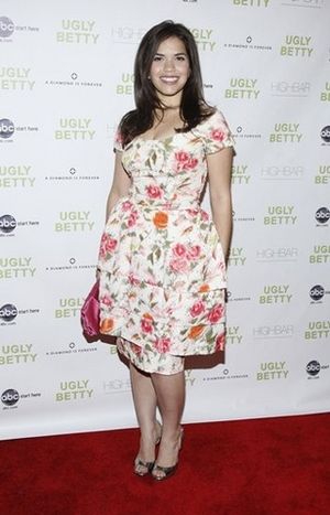 America Ferrera  Photo