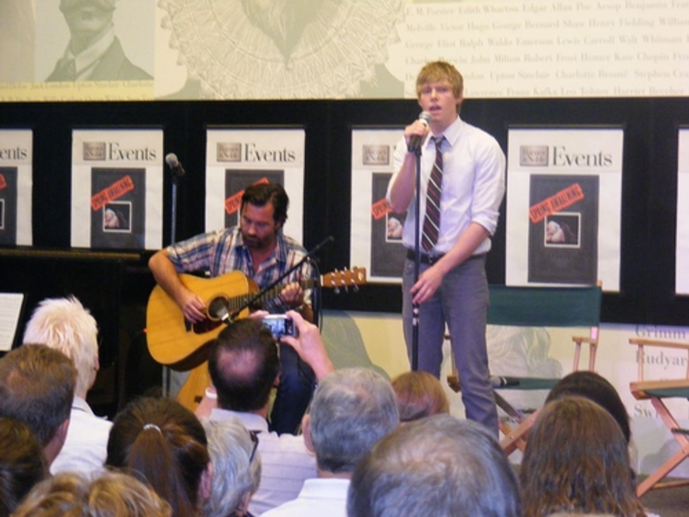 Photo Coverage: 'Spring Awakening In The Flesh' Performance and Book Signing at Barnes & Noble  Image