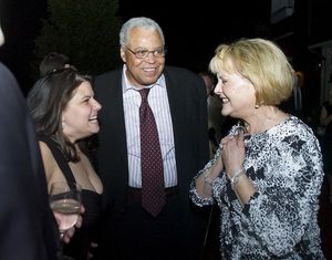 From left, Jodi Schoenbrun Carter, Westport Country Playhouse managing director, greets guests James Earl Jones and Cecilia Hart, who have performed at the Playhouse, Jones in "Thurgood" (2006) and Hart in "Relatively Speaking" (2007) and "Time of My Life @ BroadwayWorld From left, Jodi Schoenbrun Carter, Westport Country Playhouse managing director, gree Photo