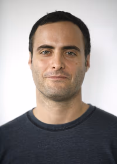 Dominic Fumusa

 Photo