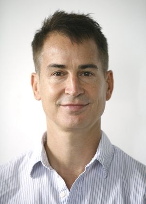 Geoffrey Nauffts Photo