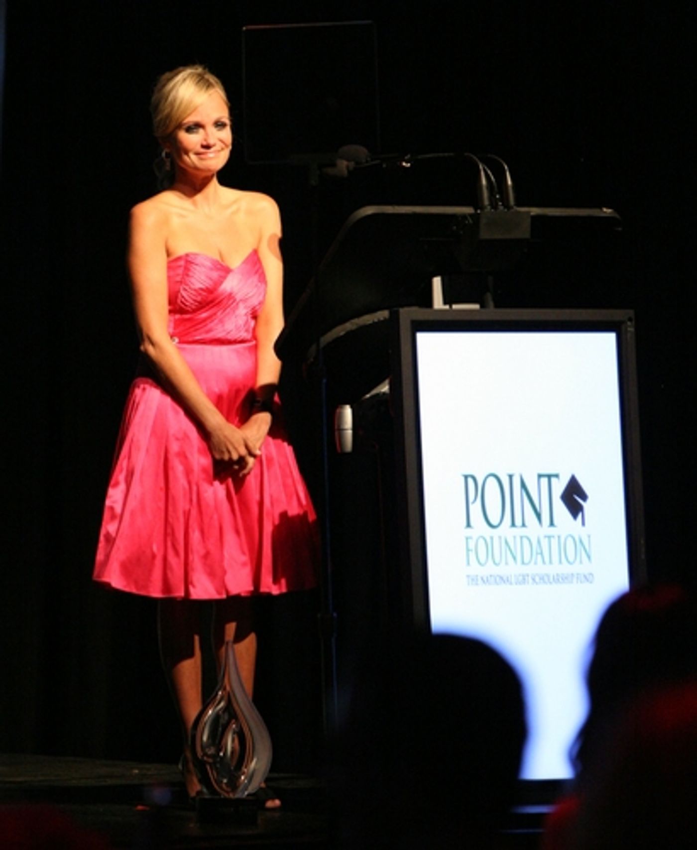 Photo Flash: Point Foundation Presents Kristin Chenoweth with Point Courage Award  Image