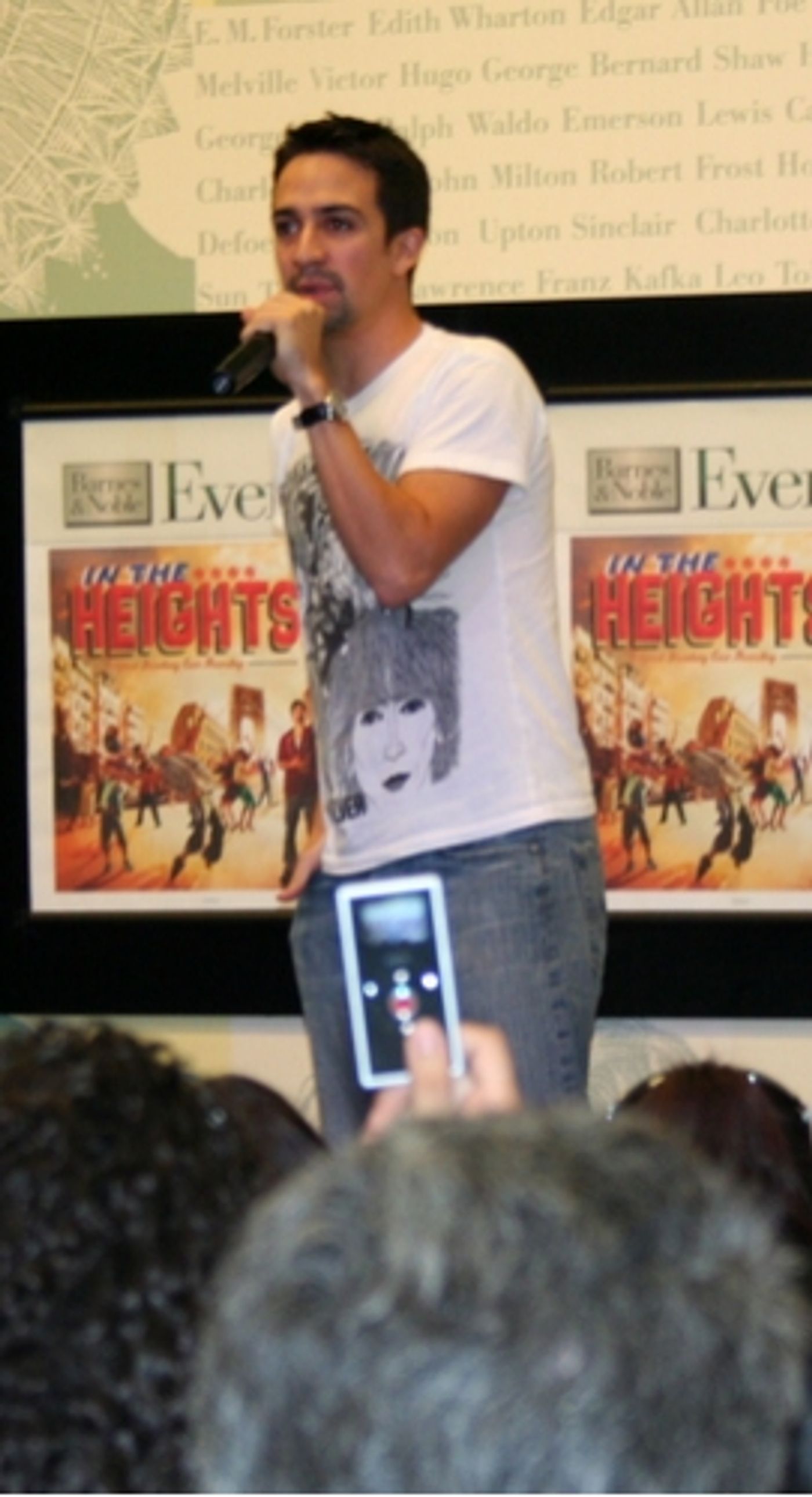Photo Coverage: 'In The Heights' Sings and Signs at Barnes & Noble  Image