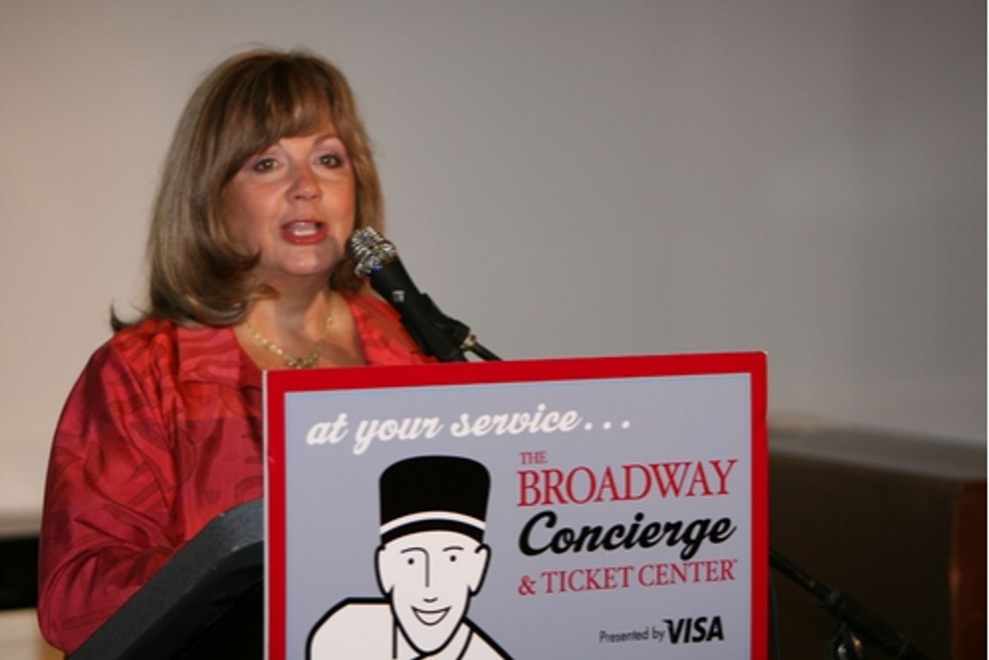 Photo Flash: Bebe Neuwirth Performs at the Broadway Concierge and Ticket Center Opening  Image