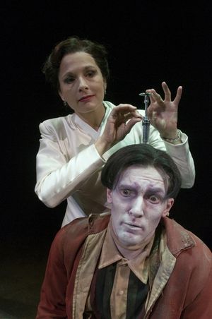 Jennifer Van Dyck and Scott Parkinson Photo