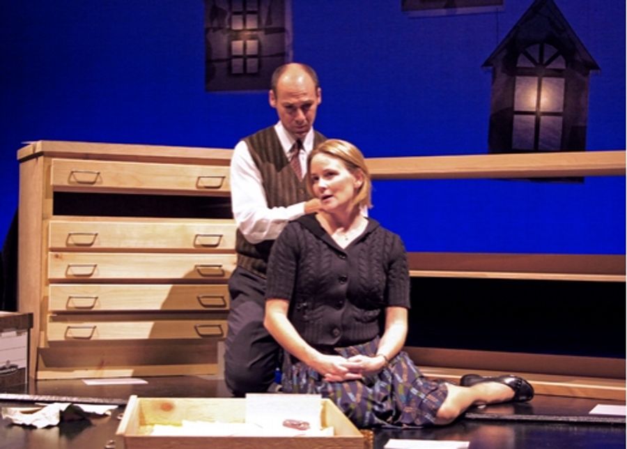 Photo Flash: South Coast Rep Presents Dead Man's Cell Phone Image
