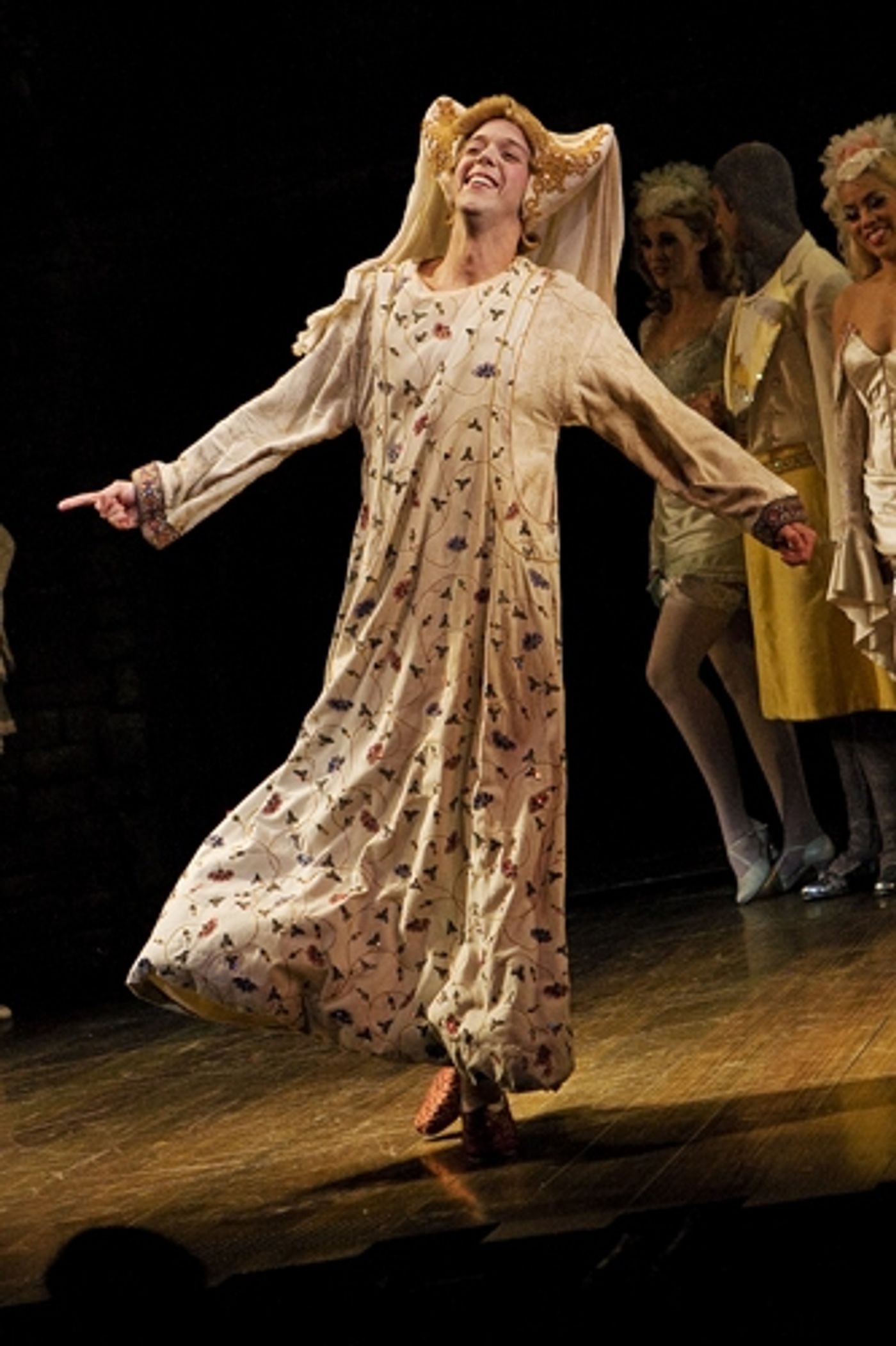 Photo Coverage: Clay Aiken Returns to 'Monty Python's Spamalot'  Image