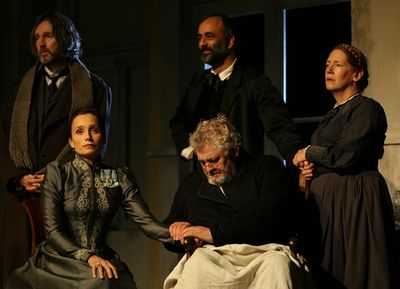 Pearce Quigley, Kristin Scott Thomas, Ark Malik, Peter Wight and Ann Dowd Photo