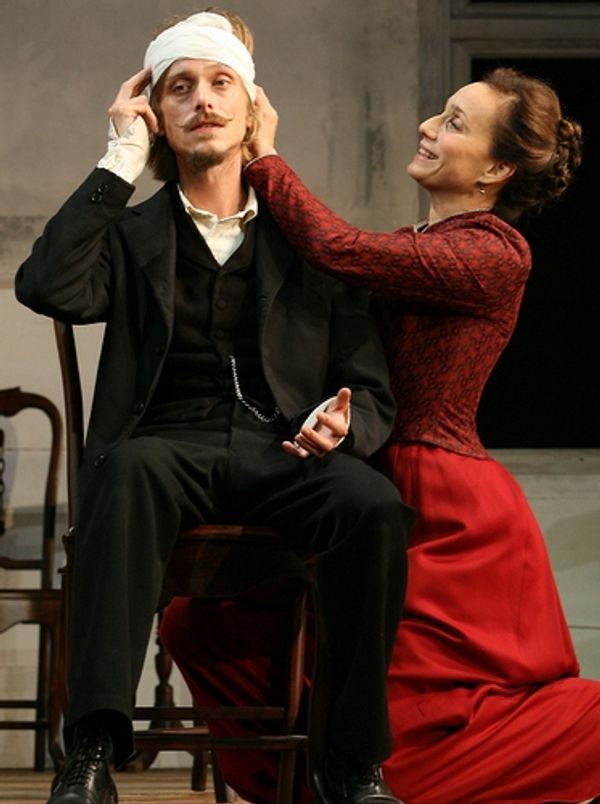 Mackenzie Crook and Kristin Scott Thomas Photo