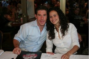 An AIDA reunion, Richard H. Blake (Legally Blonde) and Mandy Gonzalez
@ BroadwayWorld An AIDA reunion, Richard H. Blake (Legally Blonde) and Mandy Gonzalez
Photo