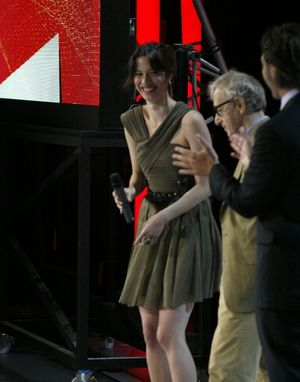 Rebecca Hall and Woody Allen
@ BroadwayWorld Rebecca Hall and Woody Allen
Photo