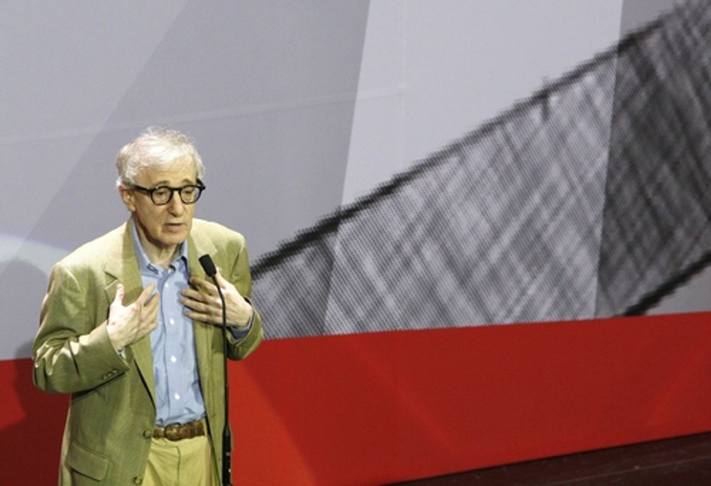 Photo Coverage: 'Vicky Cristina Barcelona' Press Conference at San Sebastian Film Festival  Image