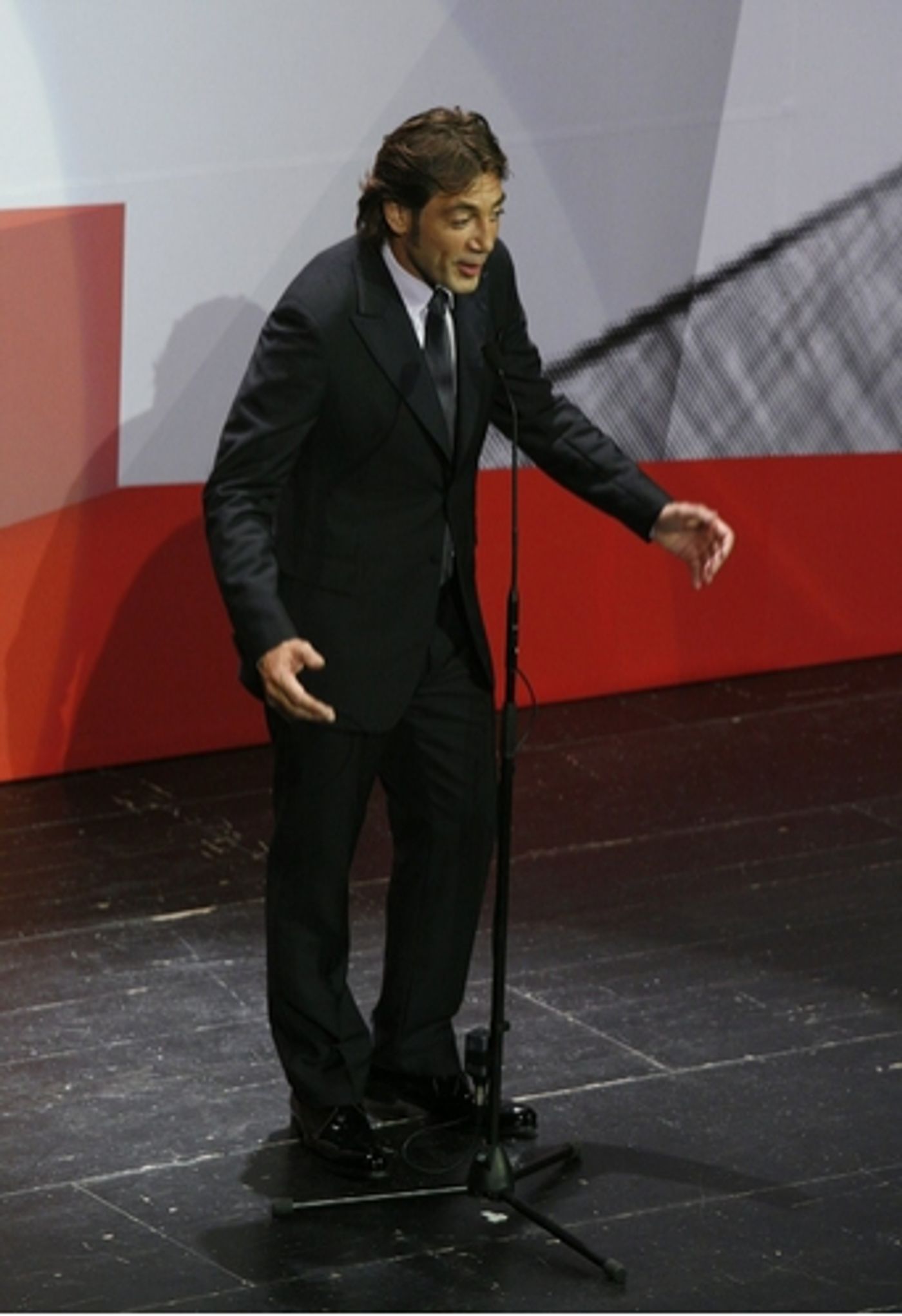 Photo Coverage: 'Vicky Cristina Barcelona' Press Conference at San Sebastian Film Festival  Image