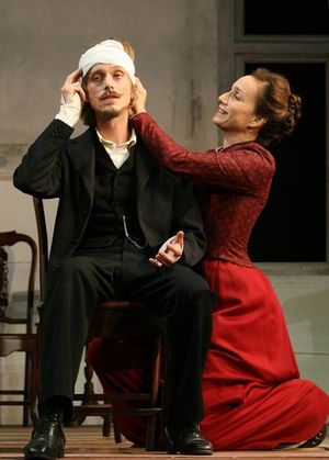 Mackenzie Crook as Konstantin and Kristin Scott Thomas as Arkadina
@ BroadwayWorld Mackenzie Crook as Konstantin and Kristin Scott Thomas as Arkadina
Photo