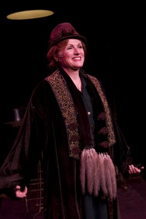 Linn Maxwell @ BroadwayWorld Linn Maxwell Photo
