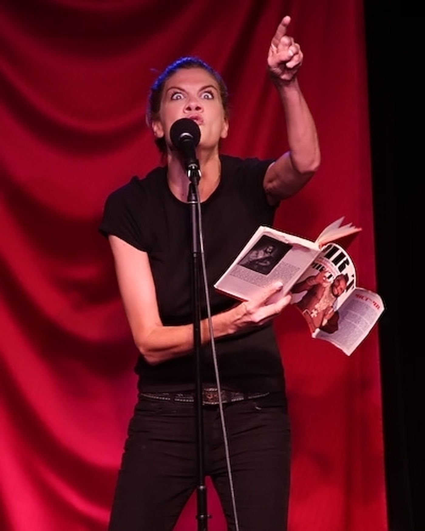 Photo Coverage: Paul Rudd joins 'Celebrity Autobiography'  Image