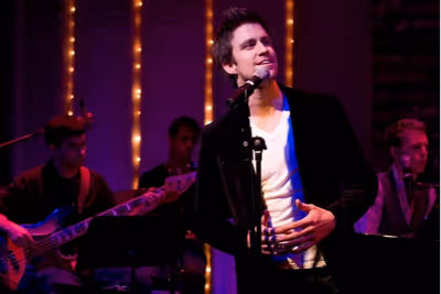 Gavin Creel Photo
