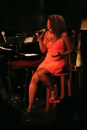 Jennifer Leigh Warren @ BroadwayWorld Jennifer Leigh Warren Photo