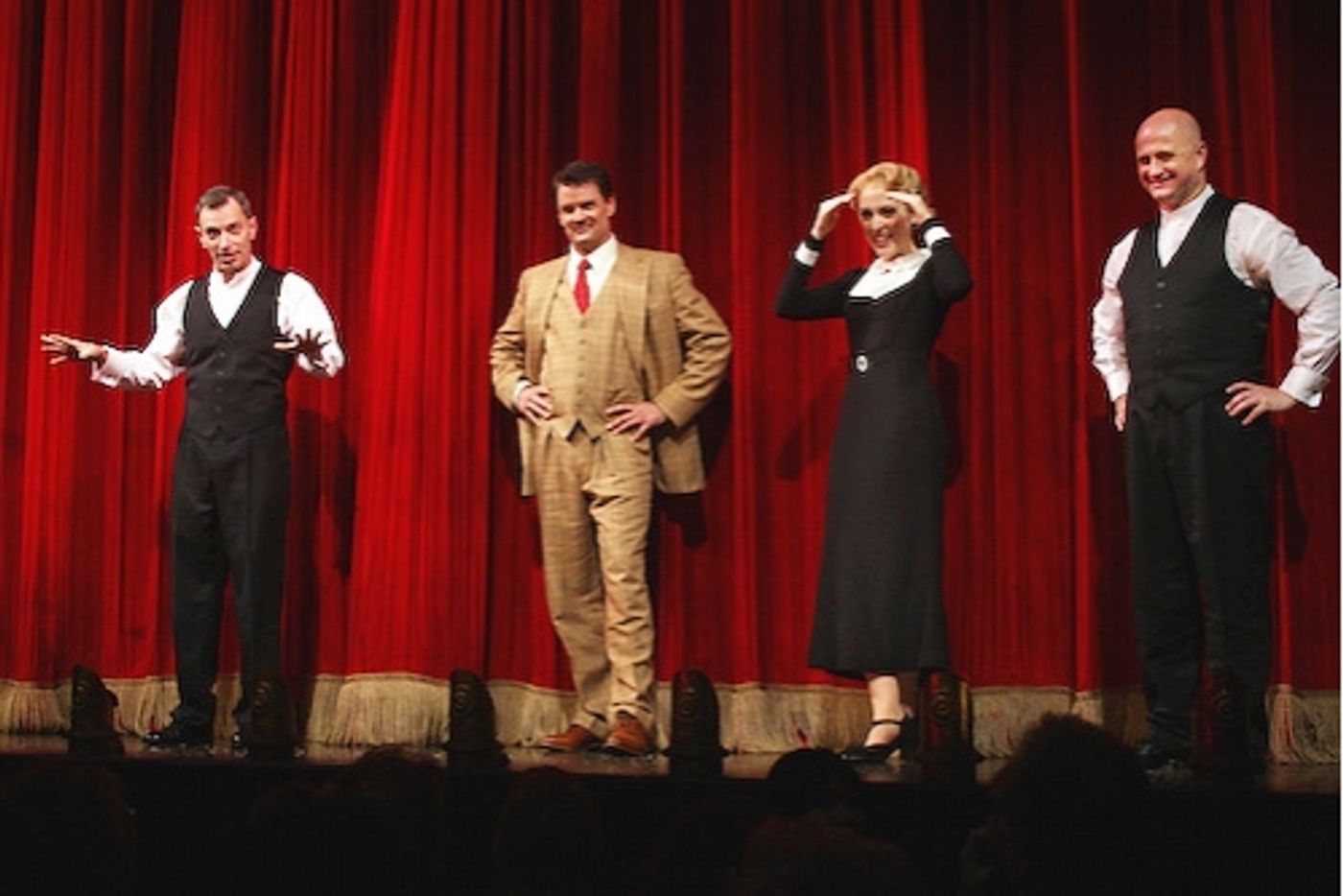 Photo Coverage: Hitchcock Look-A-Like Contest at 'The 39 Steps'  Image