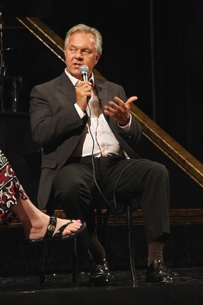 Walter Bobbie Photo