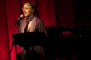 Julie Reiber @ BroadwayWorld Julie Reiber Photo