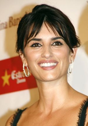 Penelope Cruz @ BroadwayWorld Penelope Cruz Photo
