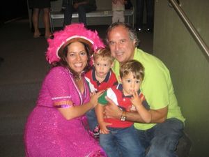 Stewart F. Lane and his sons Lenny & Frankie visit with Moey at the opening of "Moey Live: P is for Party" @ BroadwayWorld Stewart F. Lane and his sons Lenny & Frankie visit with Moey at the opening of "Moey Photo