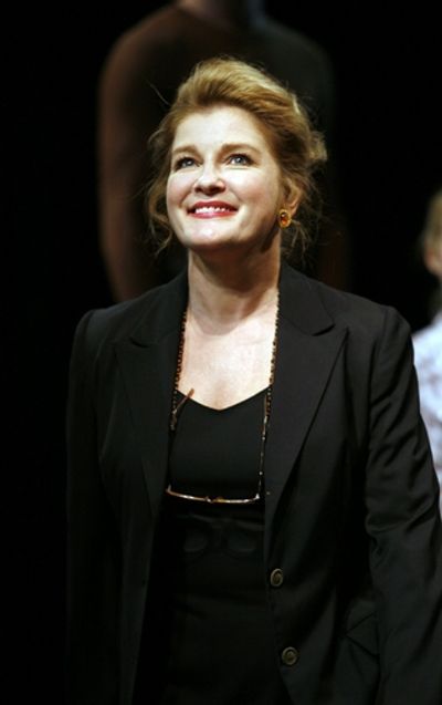 Kate Mulgrew Photo