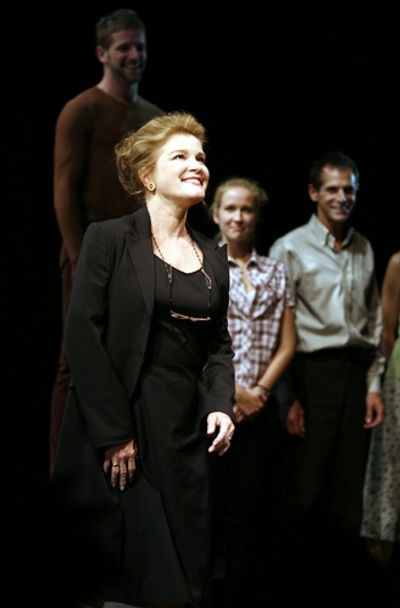 Kate Mulgrew Photo