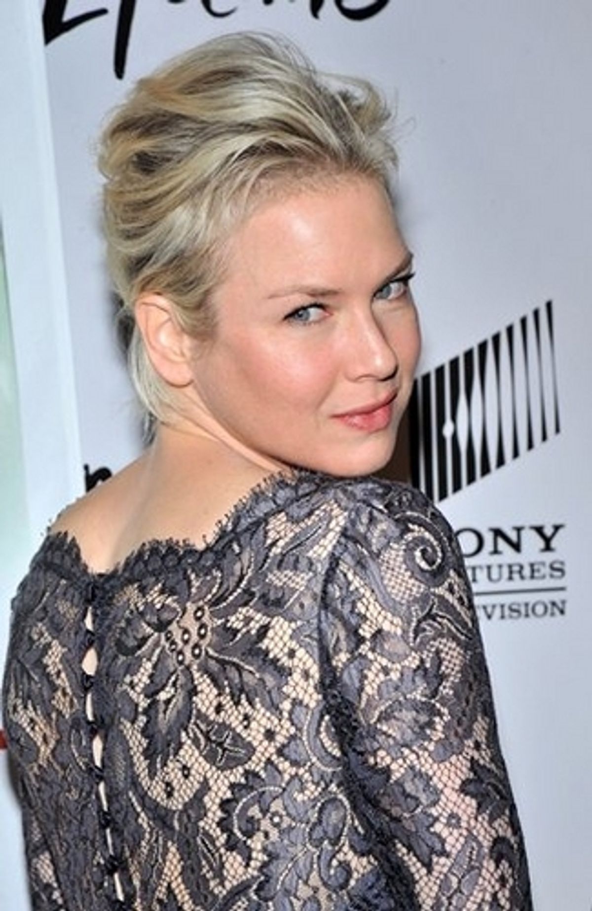 Renee Zellweger  at 
