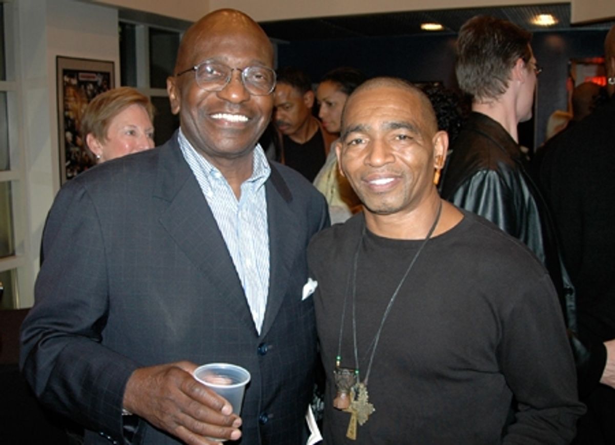 Crossroads Paul Robeson pianist Ernie Scott joins The Colored Museum's drummer Arthur Toombs

 at 