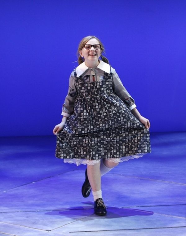 Angelina Kelly Photo