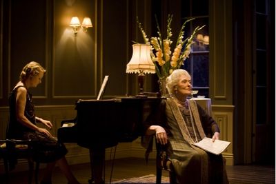 Jessica Turner (Lady Julia Farrant) and Helen Lindsay (Countess Mortimer Photo