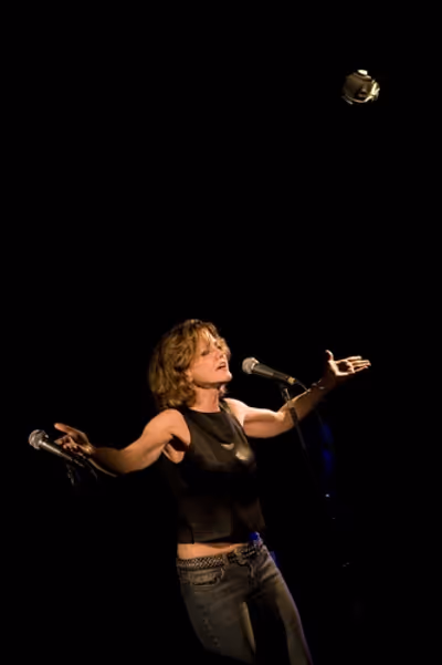 Alison Fraser Photo