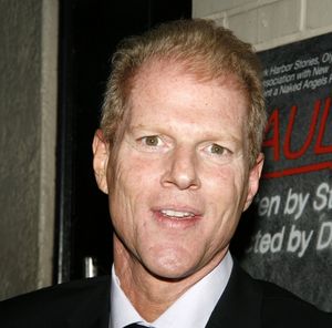 Noah Emmerich Photo