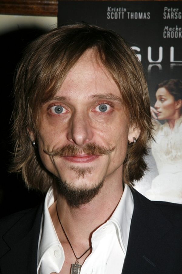 Mackenzie Crook Photo