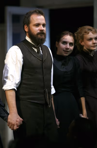 Peter Sarsgaard Photo