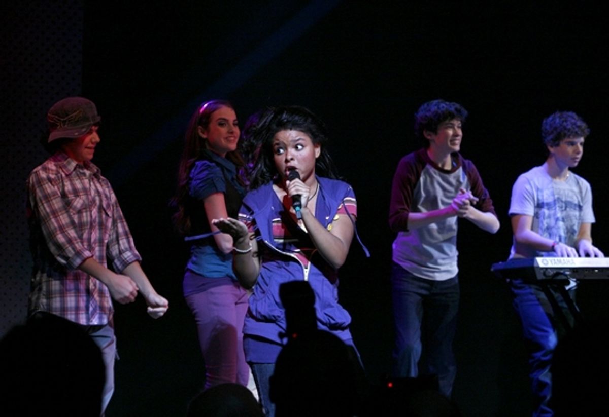 Brynn Williams and cast at 