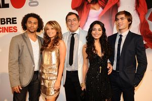 Corbin Bleu, Ashley Tisdale, Kenny Ortega, Vanessa Hudgens and Zac Efron @ BroadwayWorld Corbin Bleu, Ashley Tisdale, Kenny Ortega, Vanessa Hudgens and Zac Efron Photo