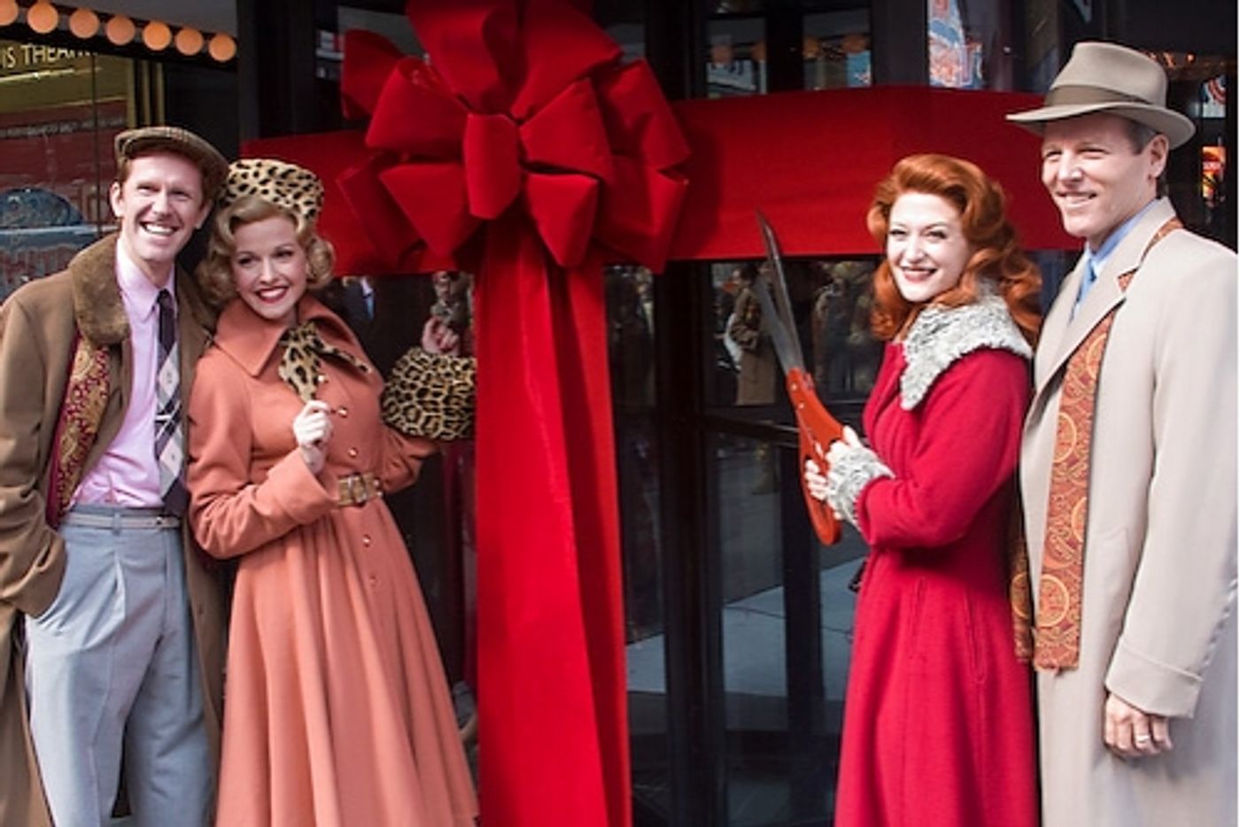 Photo Coverage: 'Irving Berlin's White Christmas' Celebrates Box Office Opening  Image