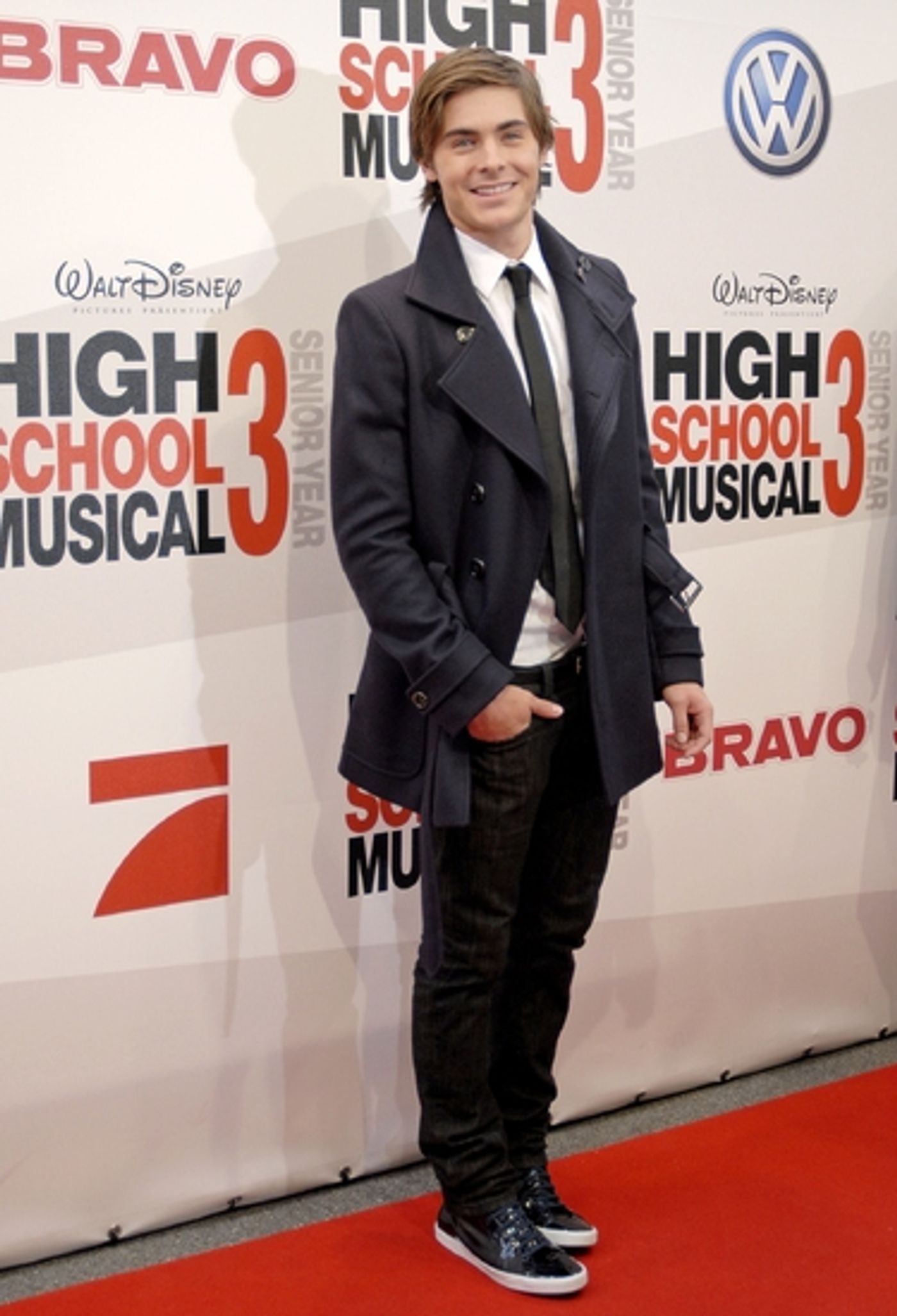 Photo Flash: Disney's 'High School Musical 3' Opens in Munich, Germany  Image