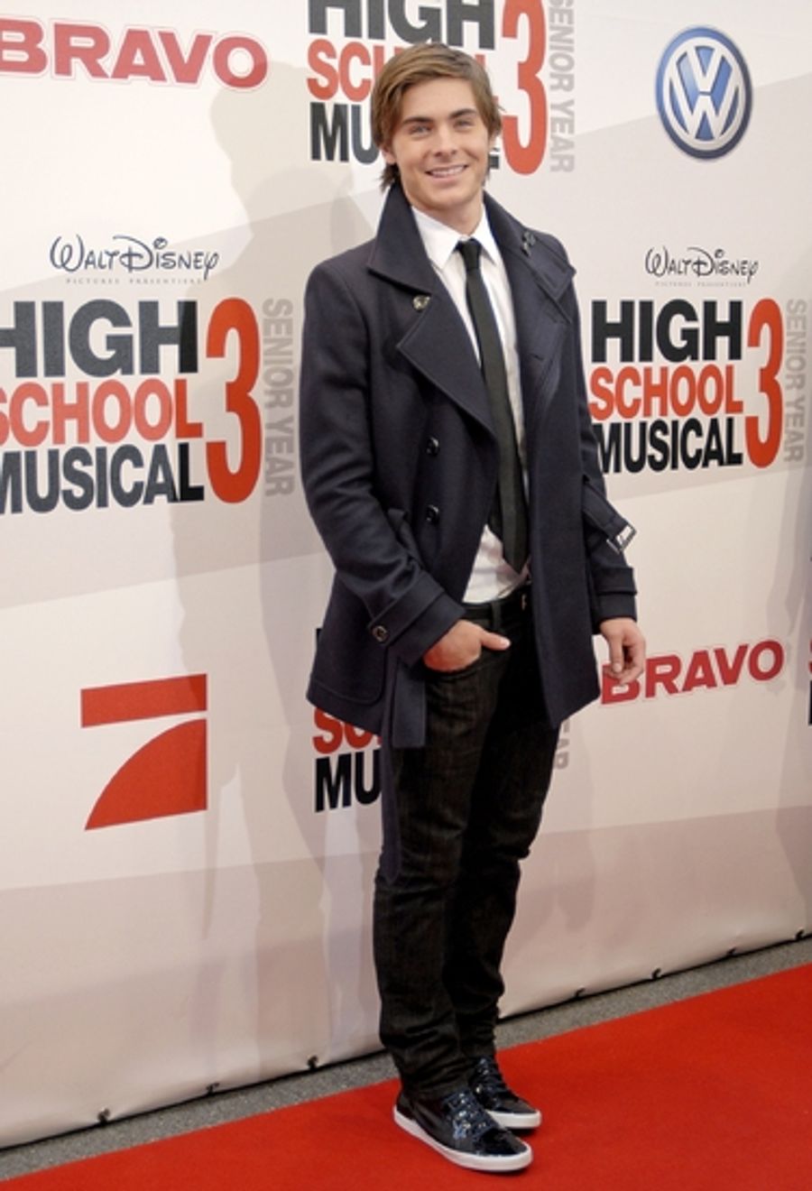Photo Flash: Disney's 'High School Musical 3' Opens in Munich, Germany Image